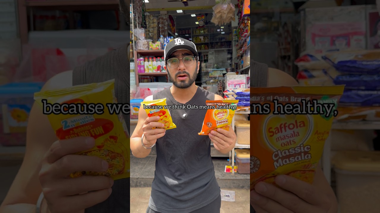 Oats or Maggi Which is healthier? #fitness #diet #health #nutritionist #food #shorts #explorepage